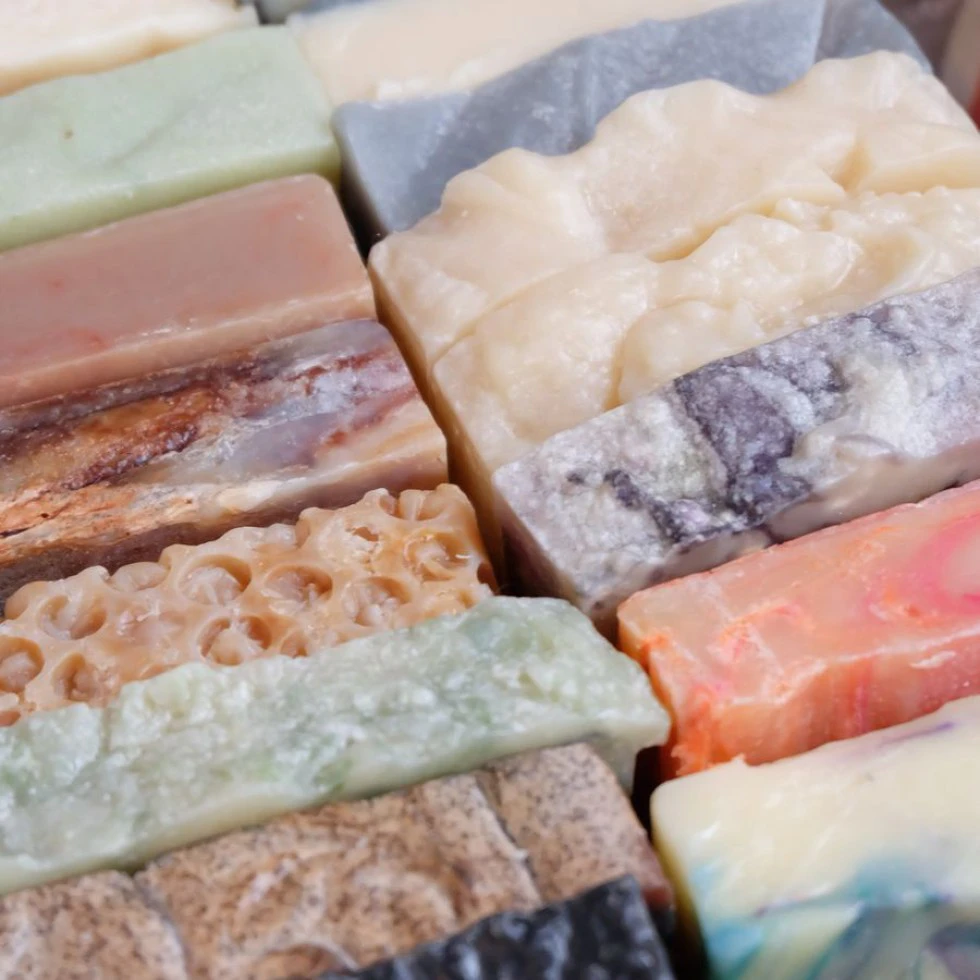 হাতে তৈরি সাবান অ্যাসর্টমেন্ট